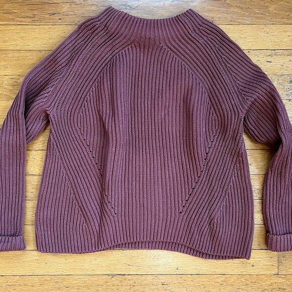 Athleta Women's Sweater in Burgundy - Picture 2 of 3